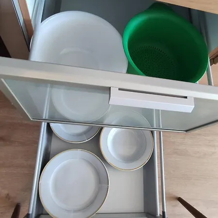 2-zimmer Wohnung, Pools, Sauna Und Balkon