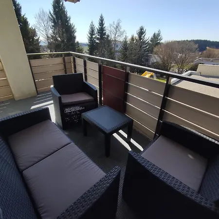 2-zimmer Wohnung, Pools, Sauna Und Balkon *