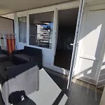 2-zimmer Wohnung, Pools, Sauna Und Balkon شقة *