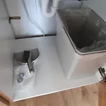 شقة 2-zimmer Wohnung, Pools, Sauna Und Balkon *