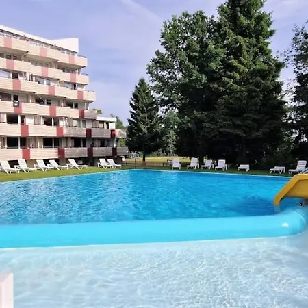 2-zimmer Wohnung, Pools, Sauna Und Balkon * سانكت انجلمار