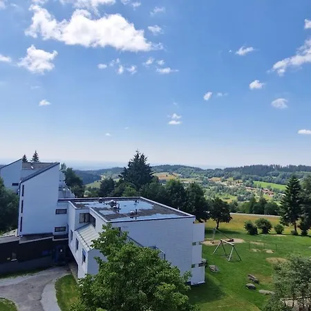 2-zimmer Wohnung, Pools, Sauna Und Balkon *