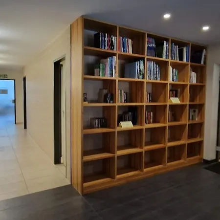 شقة 2-zimmer Wohnung, Pools, Sauna Und Balkon *