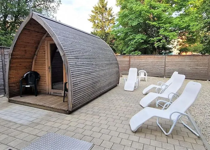 2-zimmer Wohnung, Pools, Sauna Und Balkon Apartmán *
