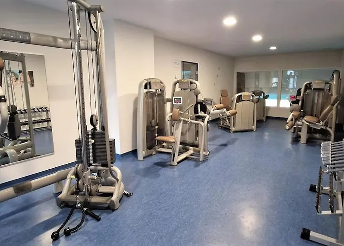 Apartmán 2-zimmer Wohnung, Pools, Sauna Und Balkon *