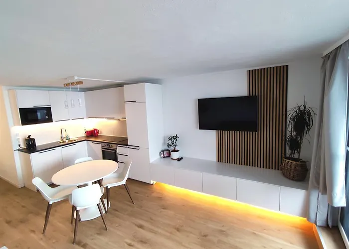 Apartmán 2-zimmer Wohnung, Pools, Sauna Und Balkon *