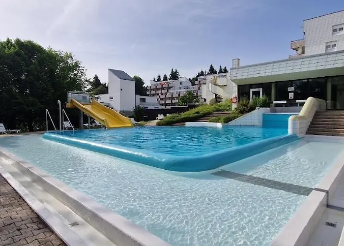 2-zimmer Wohnung, Pools, Sauna Und Balkon Apartmán *