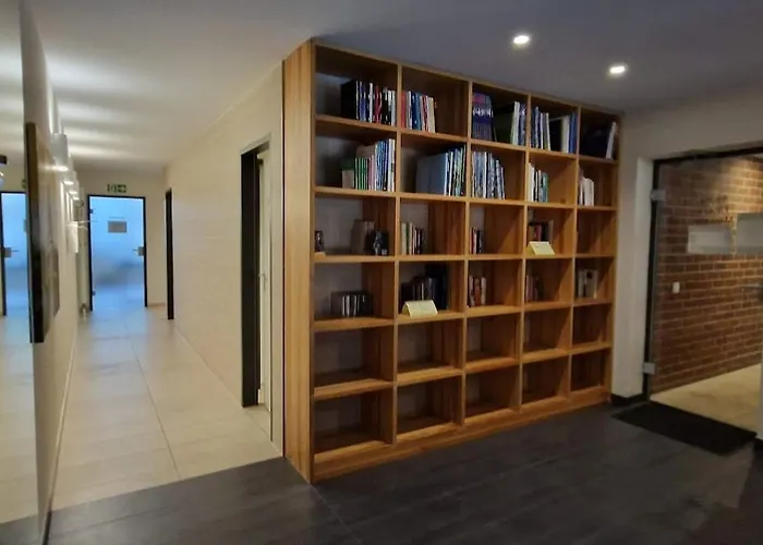 Apartmán 2-zimmer Wohnung, Pools, Sauna Und Balkon *