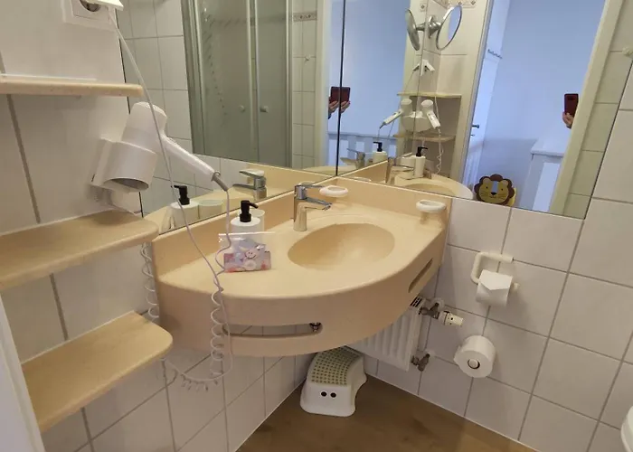 2-zimmer Wohnung, Pools, Sauna Und Balkon Apartmán *